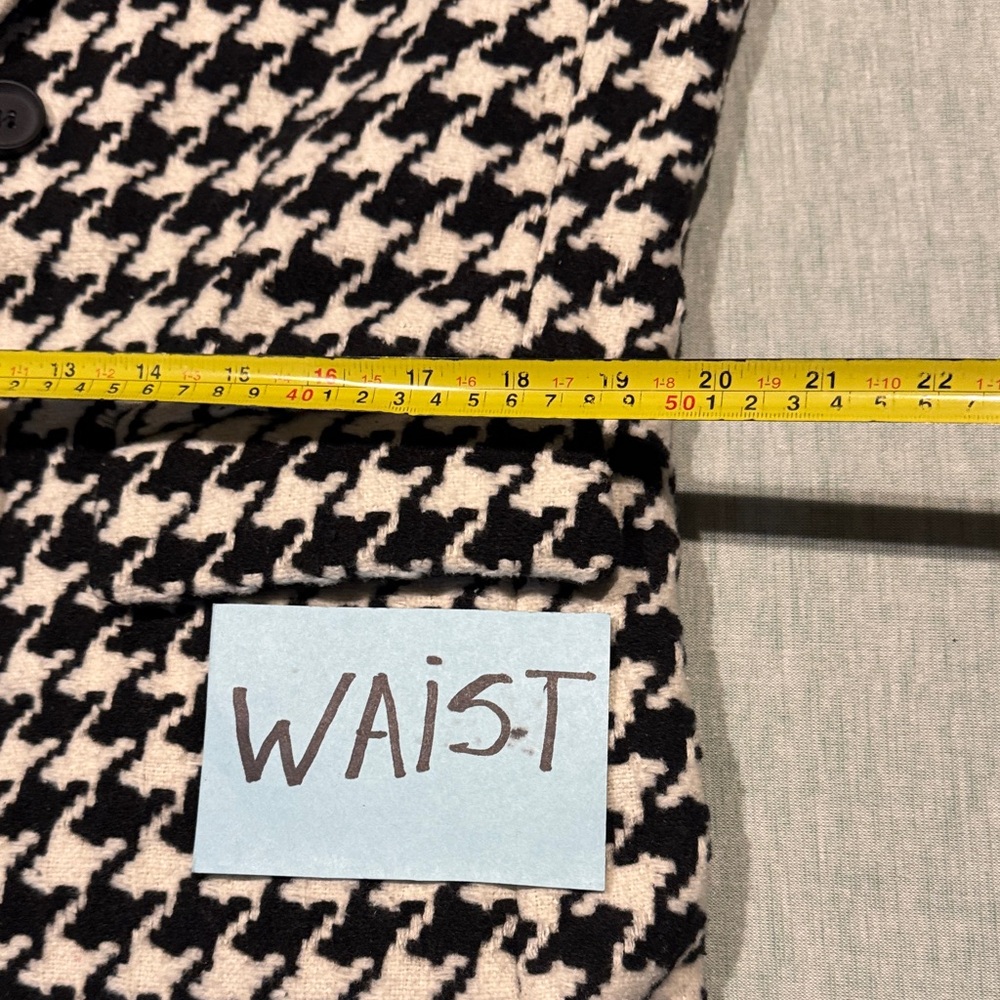 Chic Houndstooth Pea Coat - Picture 10 of 12